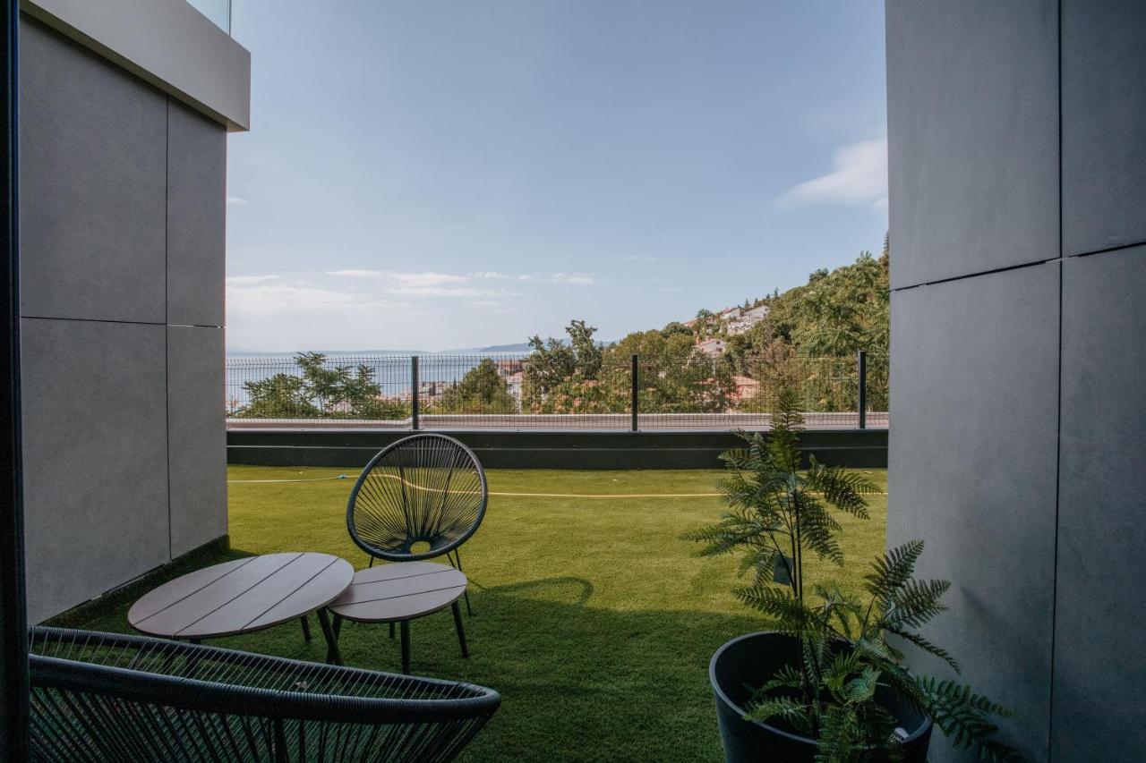 אופטיה Carmen Residence Apartments מראה חיצוני תמונה