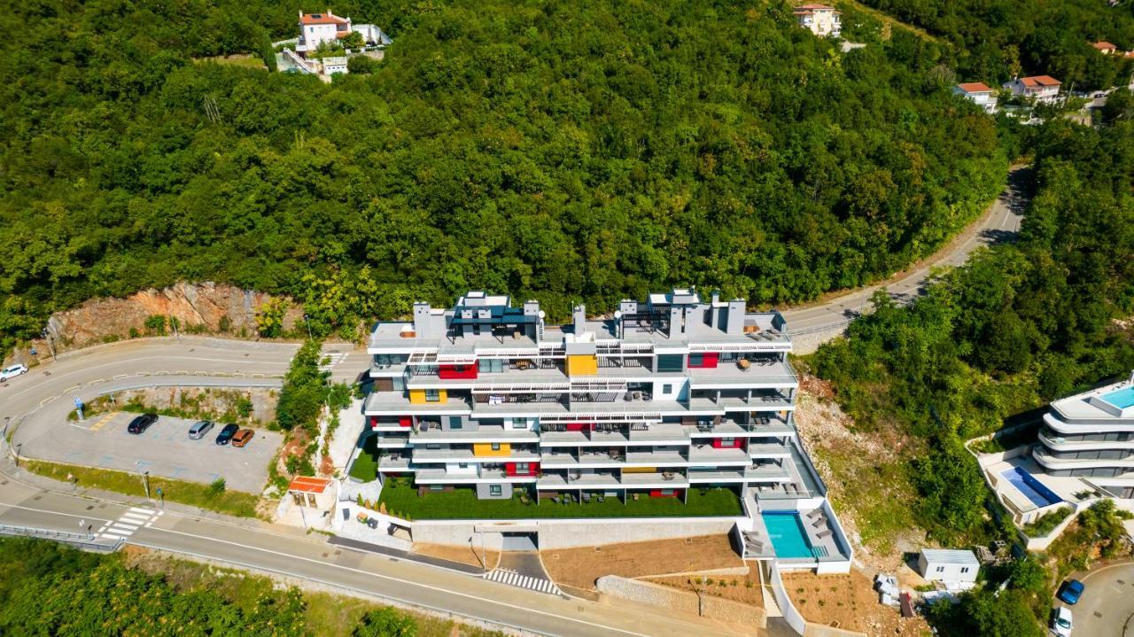 אופטיה Carmen Residence Apartments מראה חיצוני תמונה