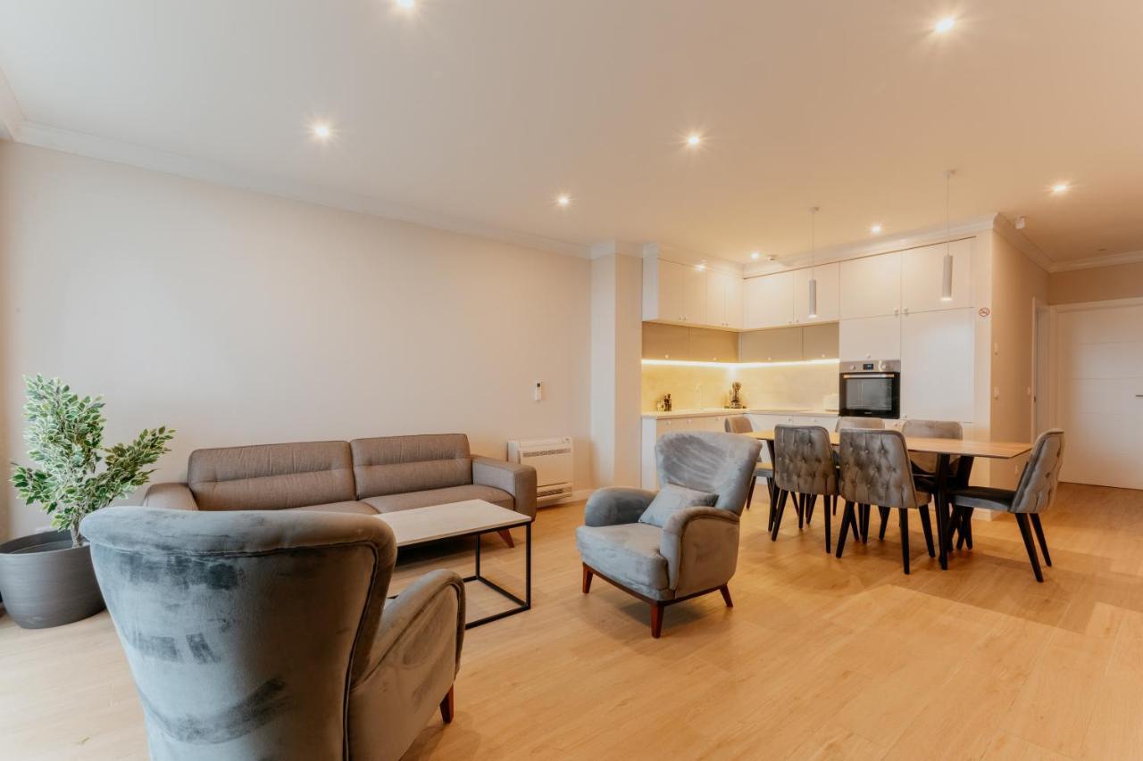 אופטיה Carmen Residence Apartments מראה חיצוני תמונה